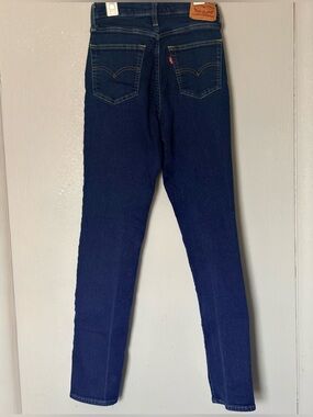 Levi's 724 High-Rise Slim Straight Dark indigo size 28
